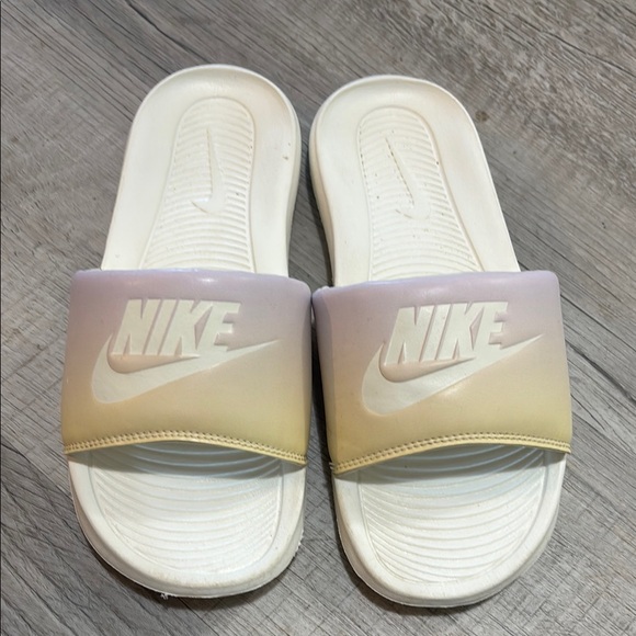 Shoes - Nike White and Beige Slides